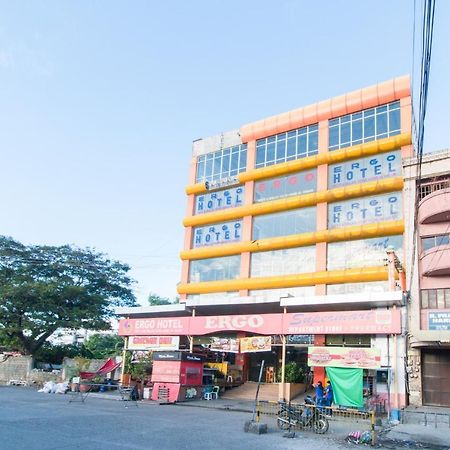 Reddoorz Plus Near Vigan City Commercial Center 외부 사진
