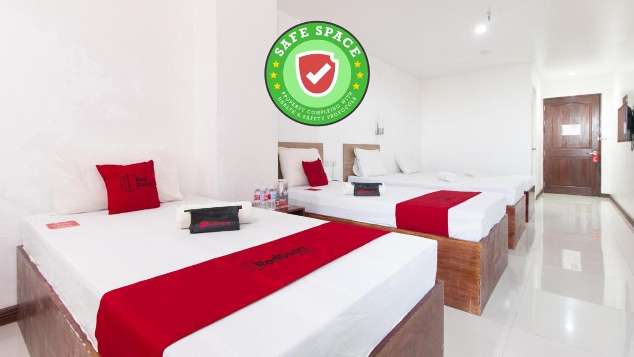 Reddoorz Plus Near Vigan City Commercial Center 외부 사진