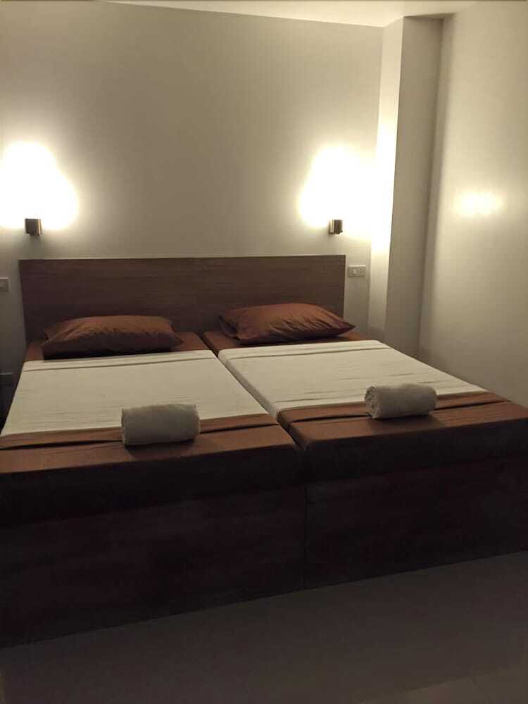 Reddoorz Plus Near Vigan City Commercial Center 외부 사진