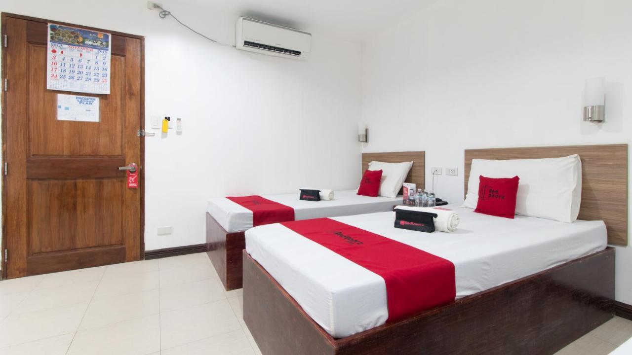 Reddoorz Plus Near Vigan City Commercial Center 외부 사진